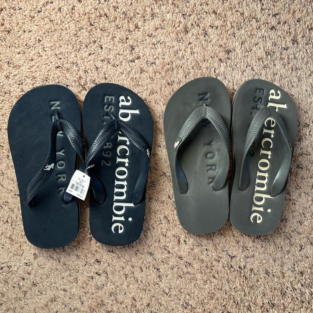 Abercrombie & Fitch Flip Flops / Sandals (2), new (unisex)
